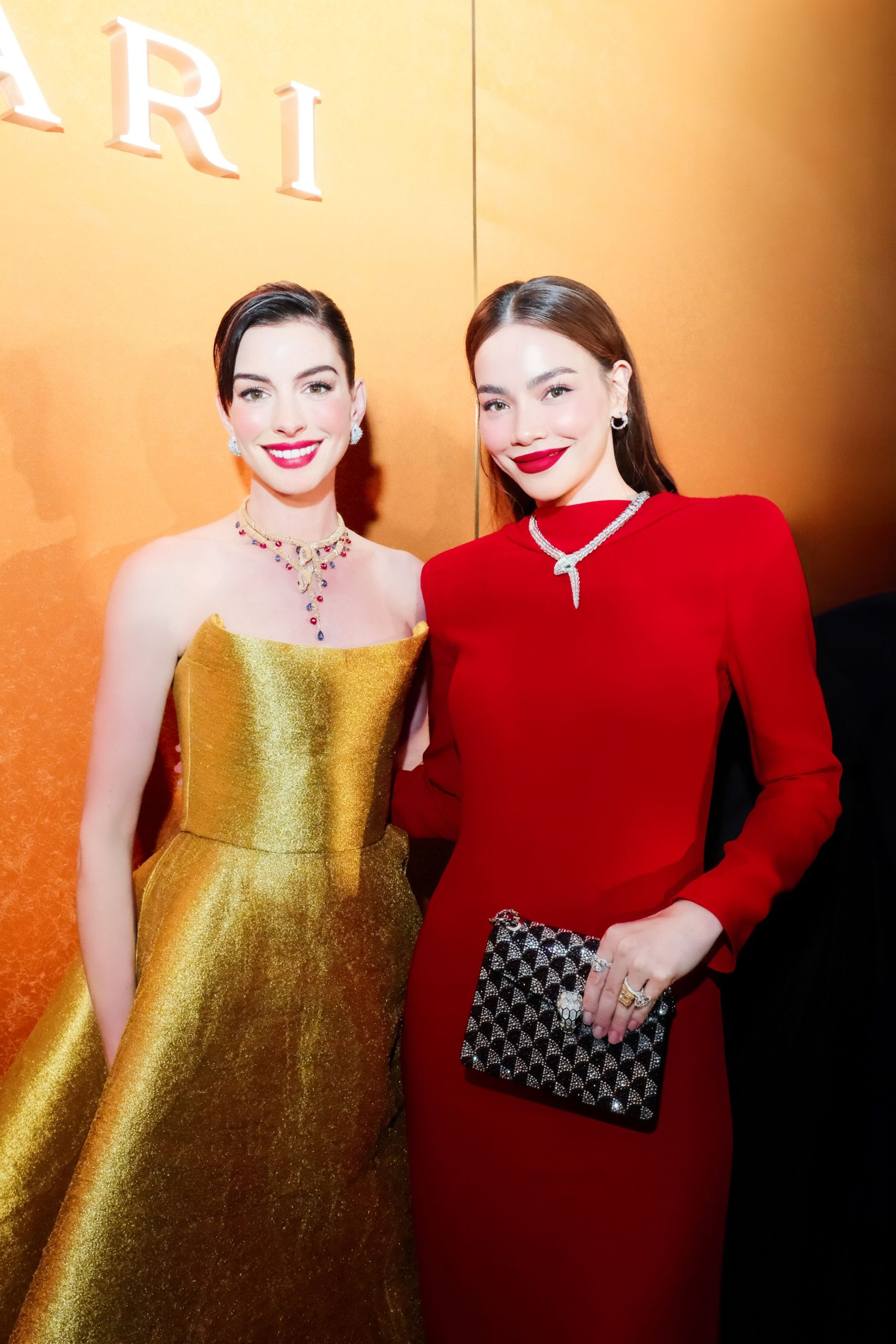 Hồ Ngọc Hà và những lần lên đồ ‘đỉnh nóc kịch trần’ sang át sao quốc tế