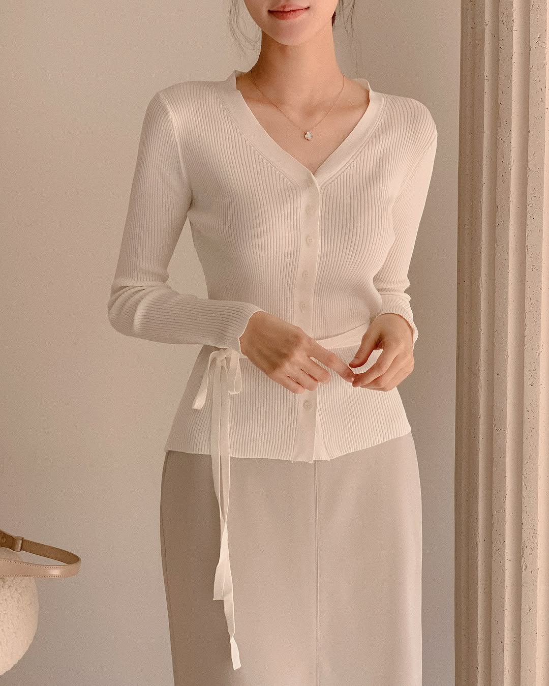 5 mẫu áo gợi cảm cho nàng có vòng 1