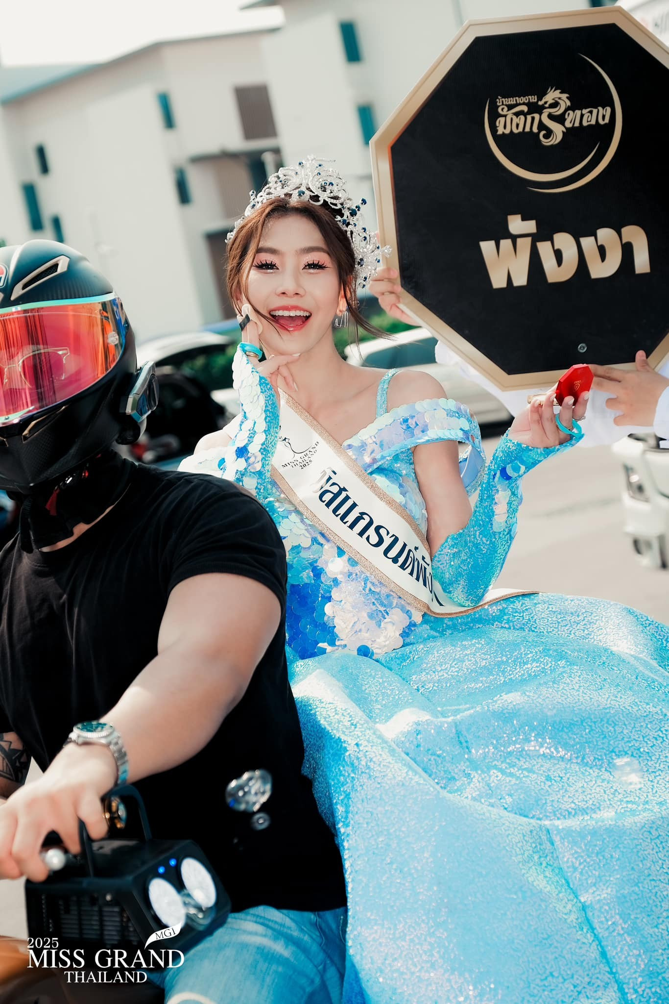 Thí sinh Hoa hậu Hòa bình Thái Lan làm lố ảnh 12