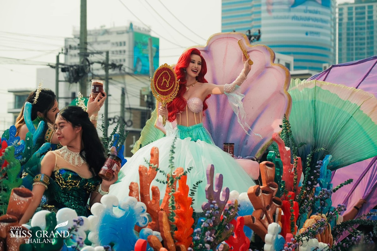 Thí sinh Hoa hậu Hòa bình Thái Lan làm lố ảnh 5