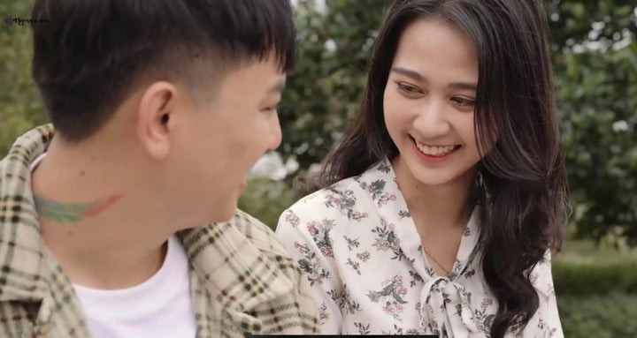 3 năm yêu kín tiếng của Hoài Lâm và bạn gái hot girl trước khi chia tay - 2