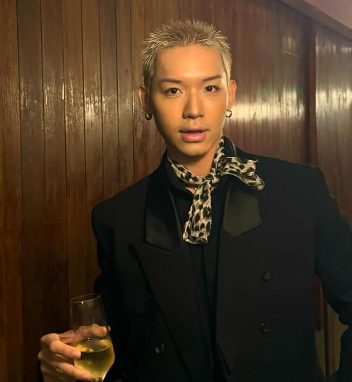 Đoạn tin nhắn gây tranh cãi của hoa hậu Thùy Tiên và WEAN Lê