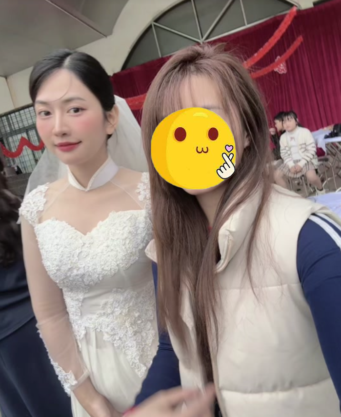 Lộ ảnh mỹ nhân Việt 10 triệu follower lấy chồng nhưng không có chú rể