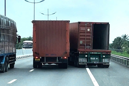 Phạt tù 2 tài xế lái xe rượt đuổi, đánh nhau trên cao tốc