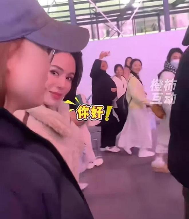 Cận cảnh nhan sắc Lý Nhược Đồng U60 qua cam thường