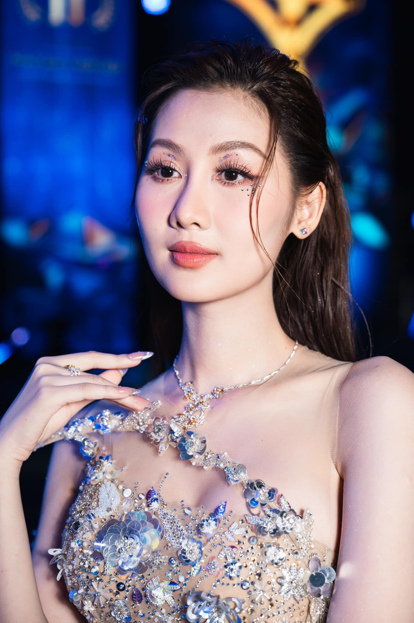 Quế Anh nửa năm làm hoa hậu Thất bại quốc tế bị đồn yêu thiếu gia