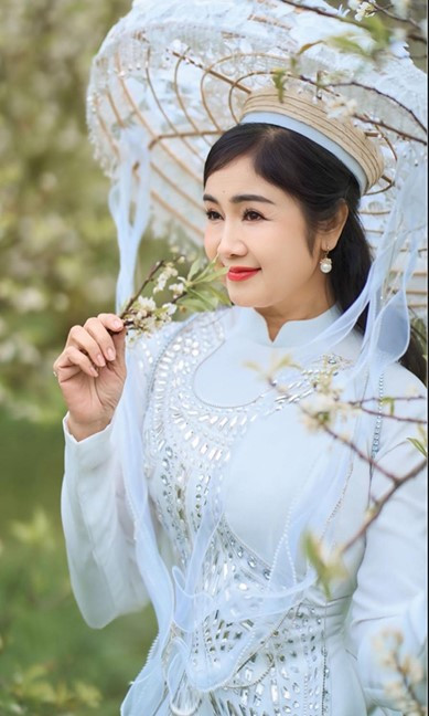 U60 với nhan sắc bất chấp thời gian của mỹ nhân