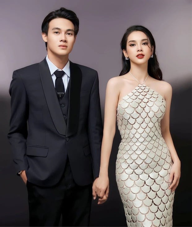 Quỳnh Lương lộ rõ bụng bầu trước ngày theo thiếu gia Tiến Phát về dinh