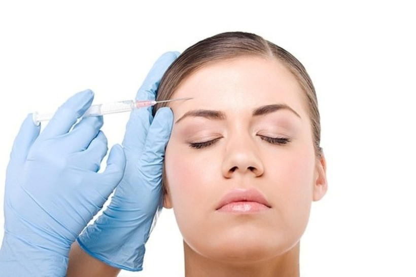 Xu hướng làm đẹp bằng cá hồi ngày càng được nhiều người trẻ Mỹ và Hàn Quốc ưa chuộng. Ảnh: GETTY.