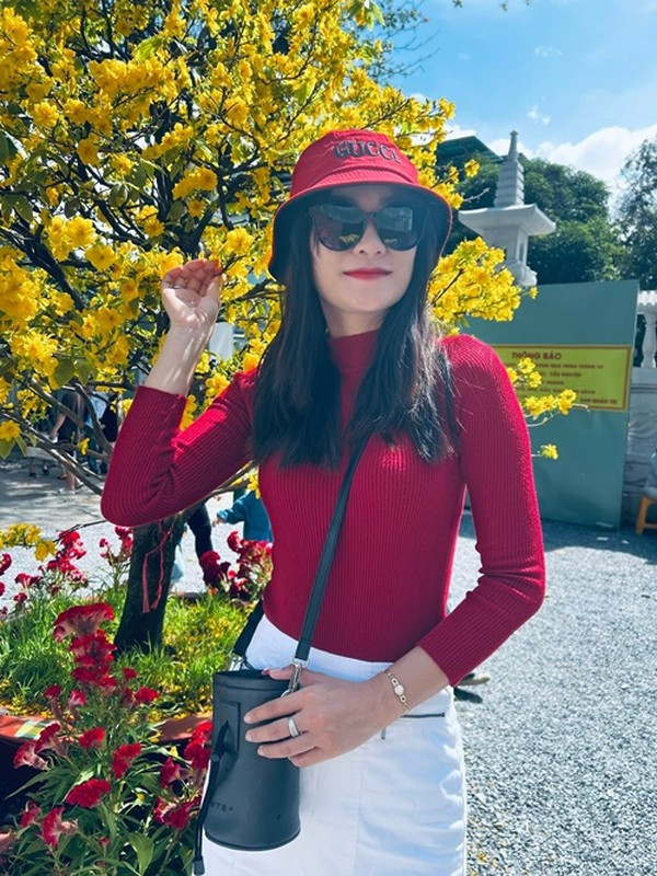 Phản ứng của NSND Việt Anh khi tình trẻ kém 36 tuổi đăng ảnh sexy