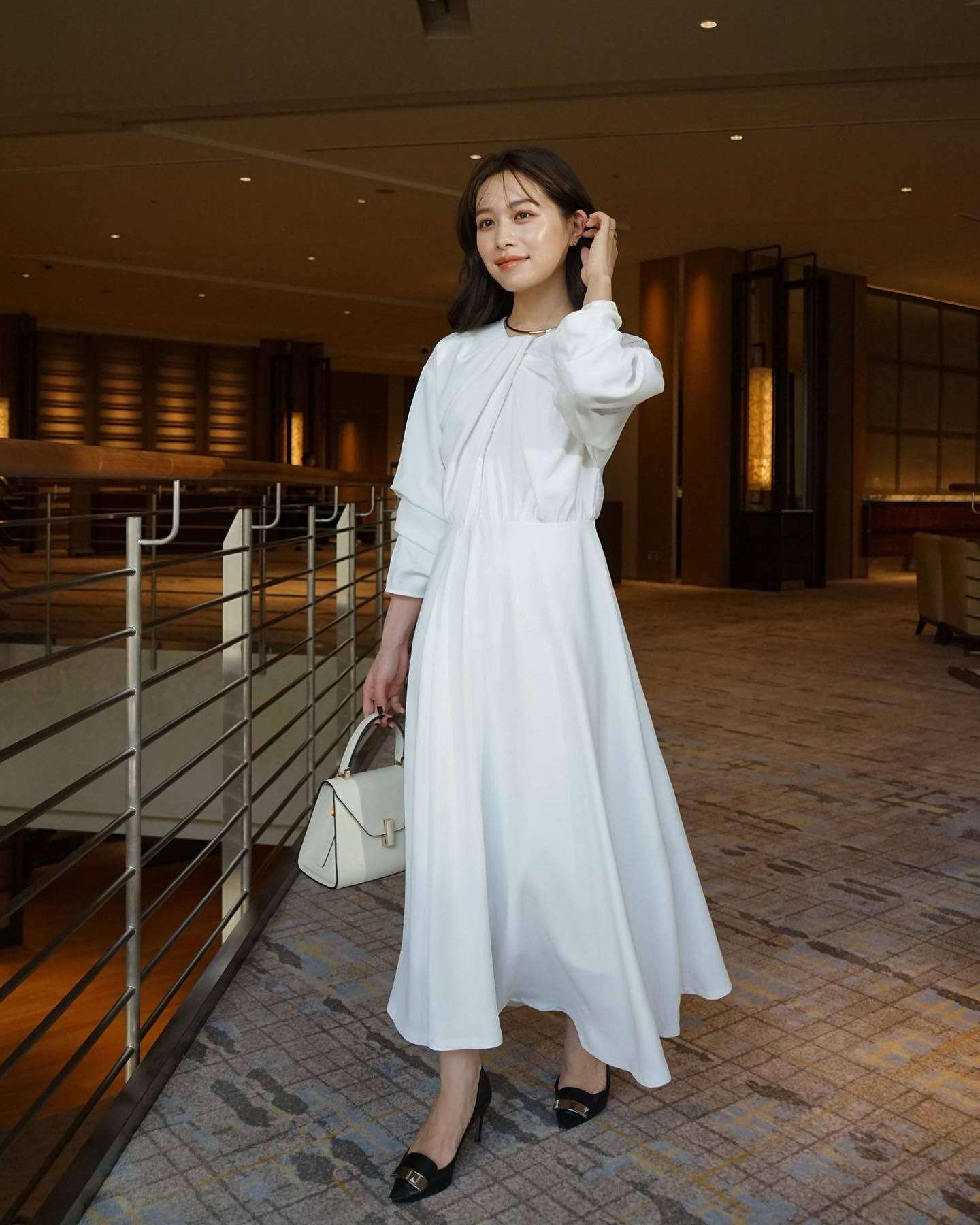 10 bộ trang phục lên hình