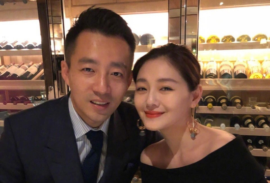 Chồng cũ Uông Tiểu Phi bị chỉ trích vì động thái ngay khi Từ Hy Viên qua đời