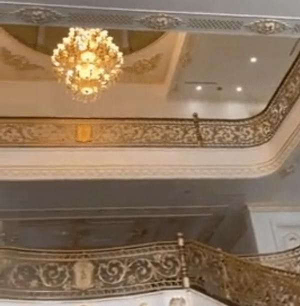 Cháu dâu gia tộc giàu có bậc nhất Việt Nam trang trí biệt thự lộng lẫy, xa hoa đúng chất tài phiệt- Ảnh 25.