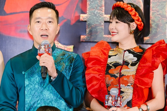 Đạo diễn 'Đèn âm hồn' bị nghi ngờ năng lực, bán nhà, xe để đầu tư phim