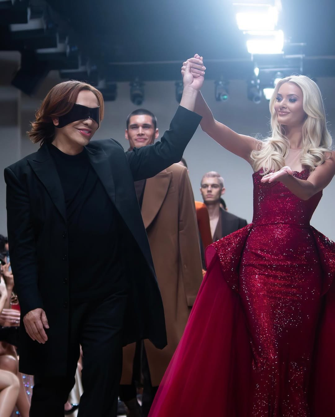 Không nhận ra đương kim Hoa hậu Thế giới ảnh 16