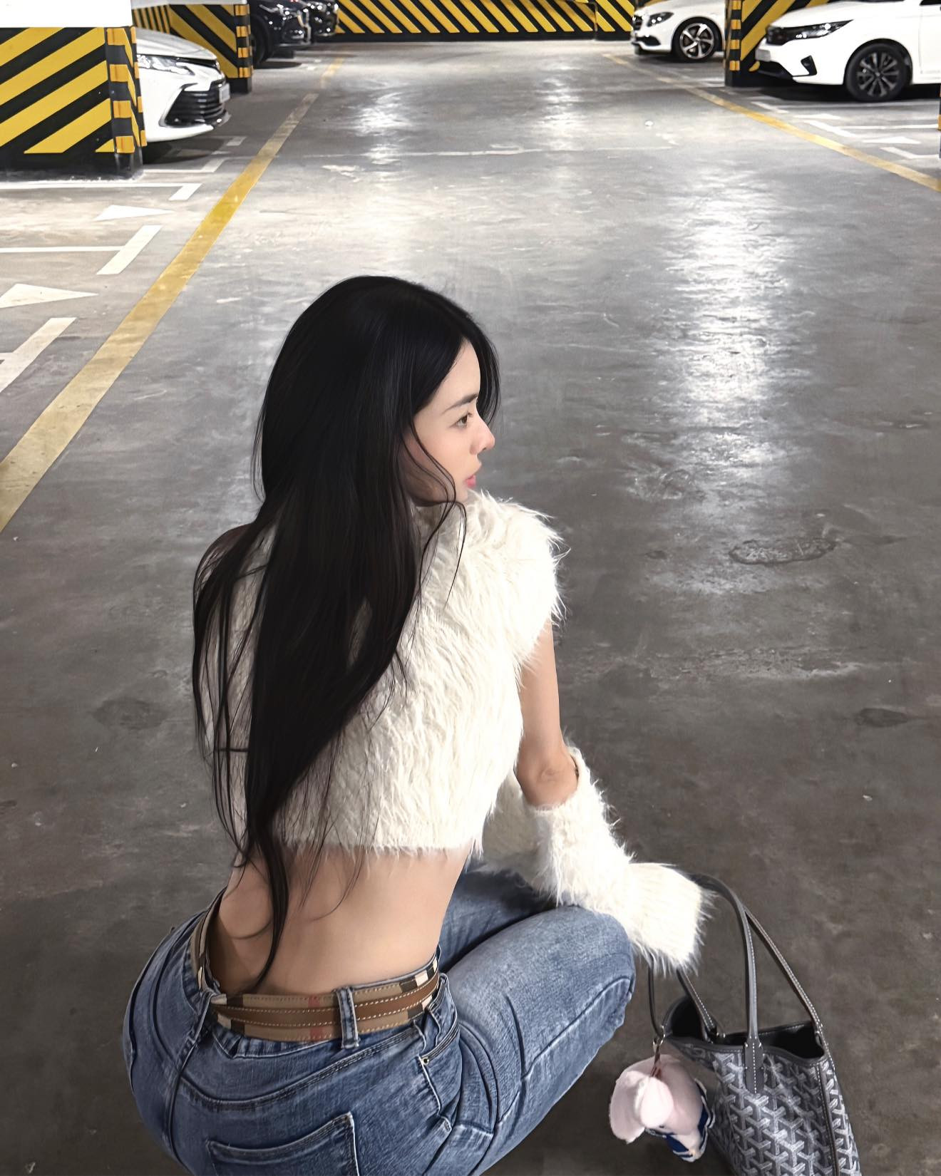 Bạn gái hậu vệ Vũ Văn Thanh khoe vòng eo ấn tượng - Ảnh 6.