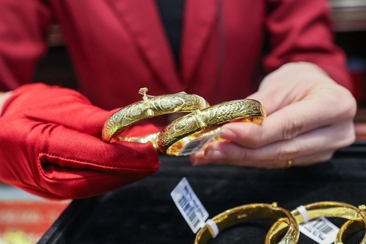 Bị chê ‘dở’ vì mua vàng ngày Thần Tài, 10 năm sau cô gái khiến tất cả ngỡ ngàng