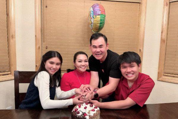 Nữ NSƯT vừa từ Mỹ về Việt Nam mua nhà mặt phố 50 tỷ đồng, đời thực có khối tài sản khủng ra sao?- Ảnh 6.