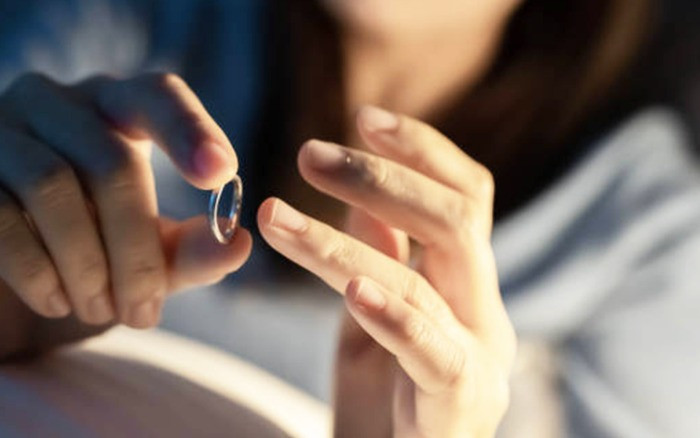 Bố mở tiệc mừng đón con gái trở về nhà sau ly hôn- Ảnh 2.