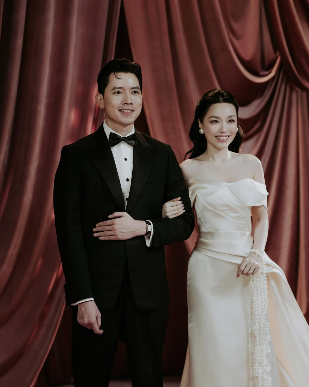 Danh tính cơ trưởng nổi đình cõi mạng với đám cưới xa hoa cùng phú bà U30