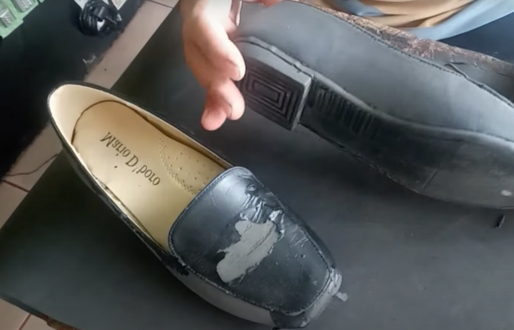 Đôi giày quá cũ, bong tróc sẽ làm bạn mất điểm trong mắt đồng nghiệp. (Ảnh: Leatherprofy)