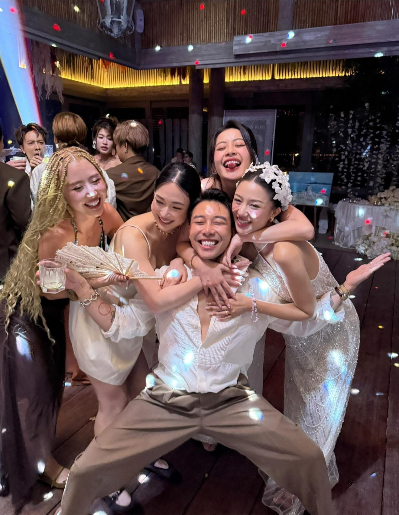 Chi Pu và mỹ nhân Vbiz đụng giao diện ngay tại đám cưới Salim visual một 9 một 10 khiến dân tình cân não