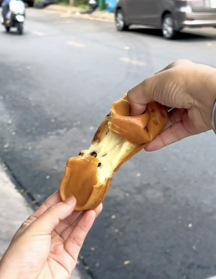 Vì sao bánh dép phô mai gây sốt mạng? - 6