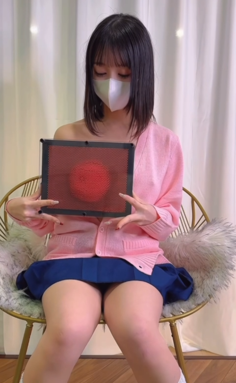 Video cô gái công khai hình ảnh