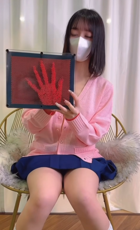 Video cô gái công khai hình ảnh