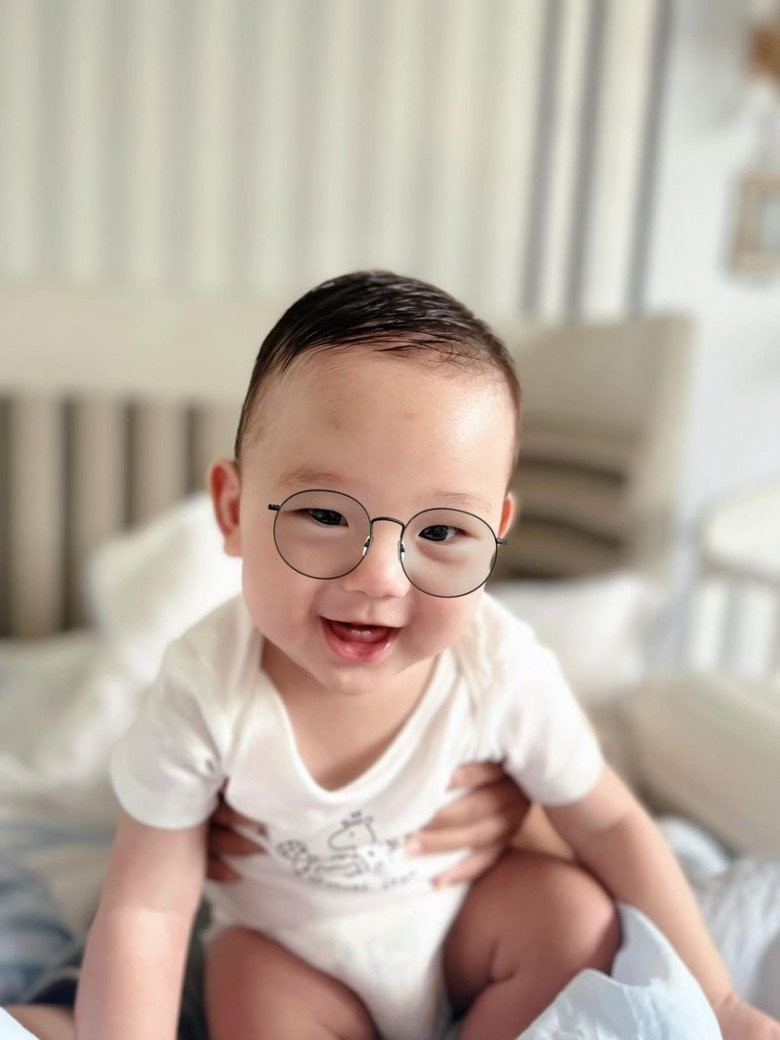 Con trai Minh Hằng ra dáng thiếu gia tập đoàn nghìn tỷ được mẹ đầu tư chơi môn nhà giàu