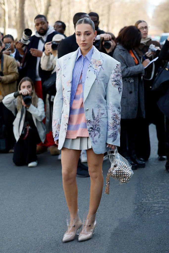 14 xu hướng thời trang nữ 2025 cực HOT bạn cần biết để phối đồ chuẩn gu - Ảnh 12