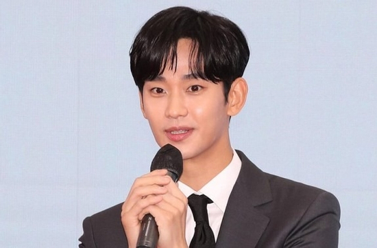 Kim Soo Hyun sẽ nói rõ về thông tin được cho là bê bối với Kim Sae Ron