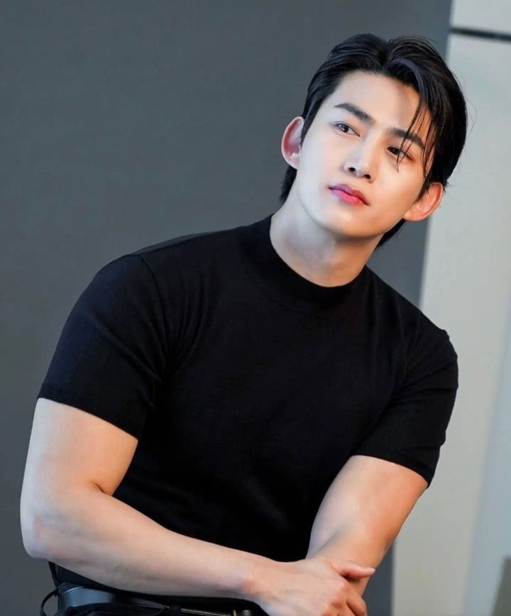 Anh vẫn giữ được sút hút sau 14 năm.