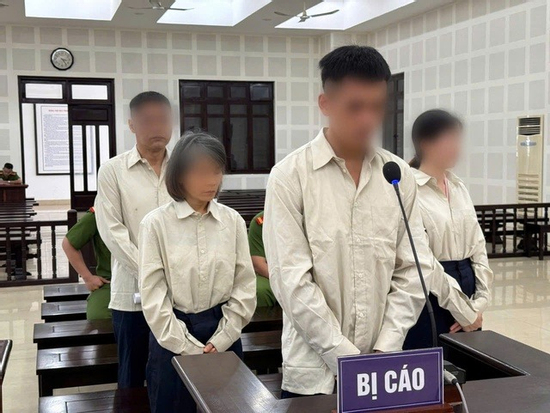 Nhóm làm giả hồ sơ cho bác sĩ Trung Quốc ở Đà Nẵng lĩnh án