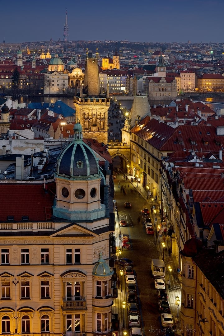 Tour du lịch mang tới cho những người vô gia cư có tiếng nói và cơ hội để lấy lại chỗ đứng trong xã hội. (Ảnh: Miluju Prahu)