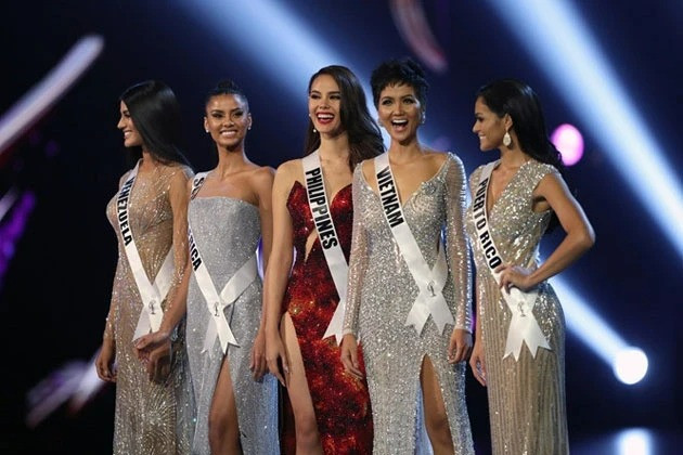 Tranh cãi việc HHen Niê bỏ danh hiệu Top 5 Miss Universe