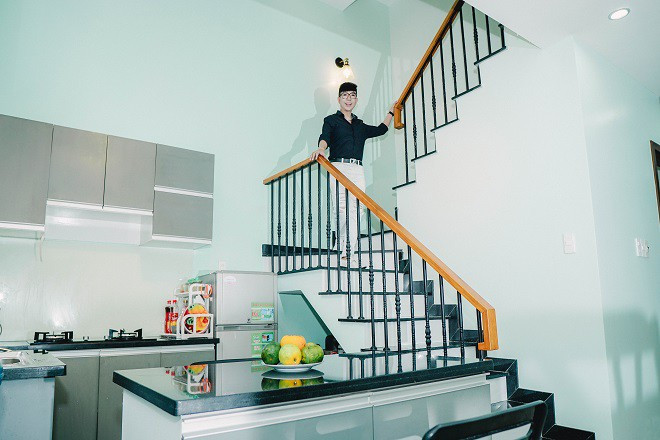 Ngoài căn biệt thự 'về hưu' 21 tỷ tại Huế, Long Nhật hé lộ dinh thự như lâu đài tại Sài Gòn- Ảnh 15.