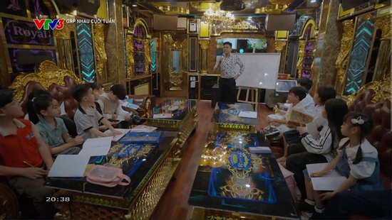 Dạy học thêm ở quán karaoke, nhà nghỉ trong Gặp nhau cuối tuần gây tranh cãi xúc phạm nghề giáo