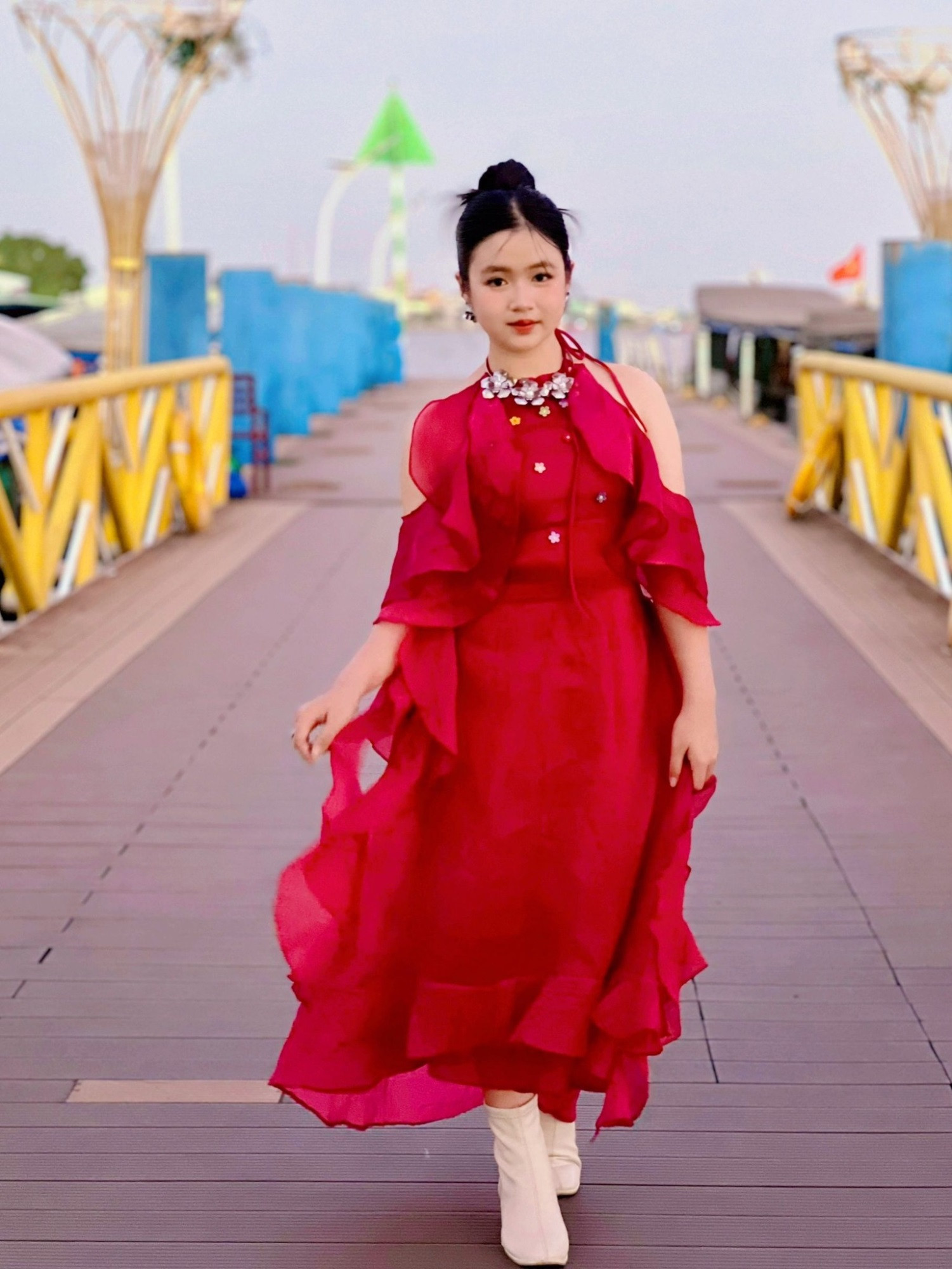 'Con gái Trấn Thành' chia sẻ ảnh hiếm chụp cùng 'ba' Quý Bình, hóa ra là em bé từng gây bão cách đây 6 năm - Ảnh 6