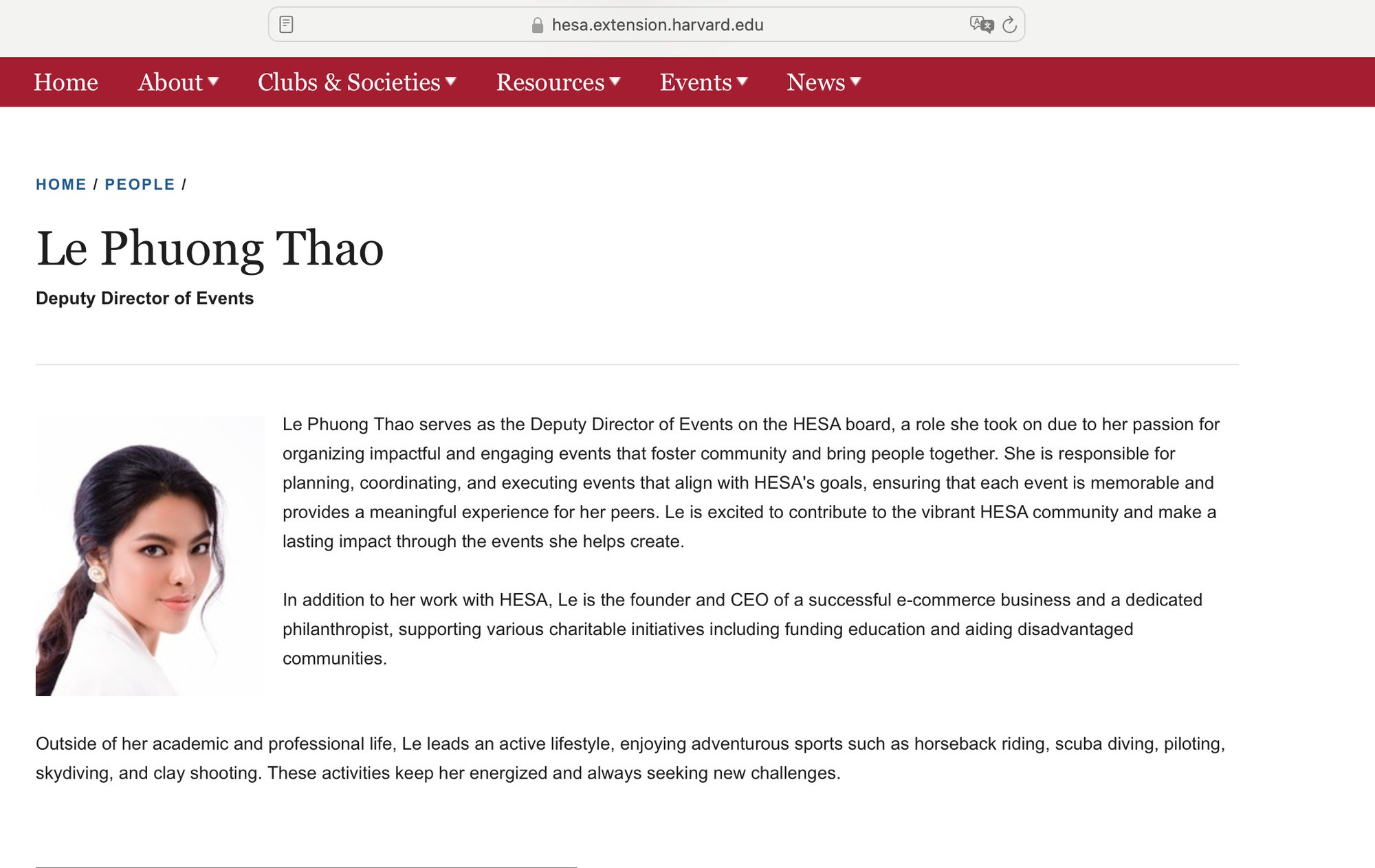 Thêm một á hậu vbiz bị nghi lố học vấn thành thích ĐH Harvard chỉ là phông bạt