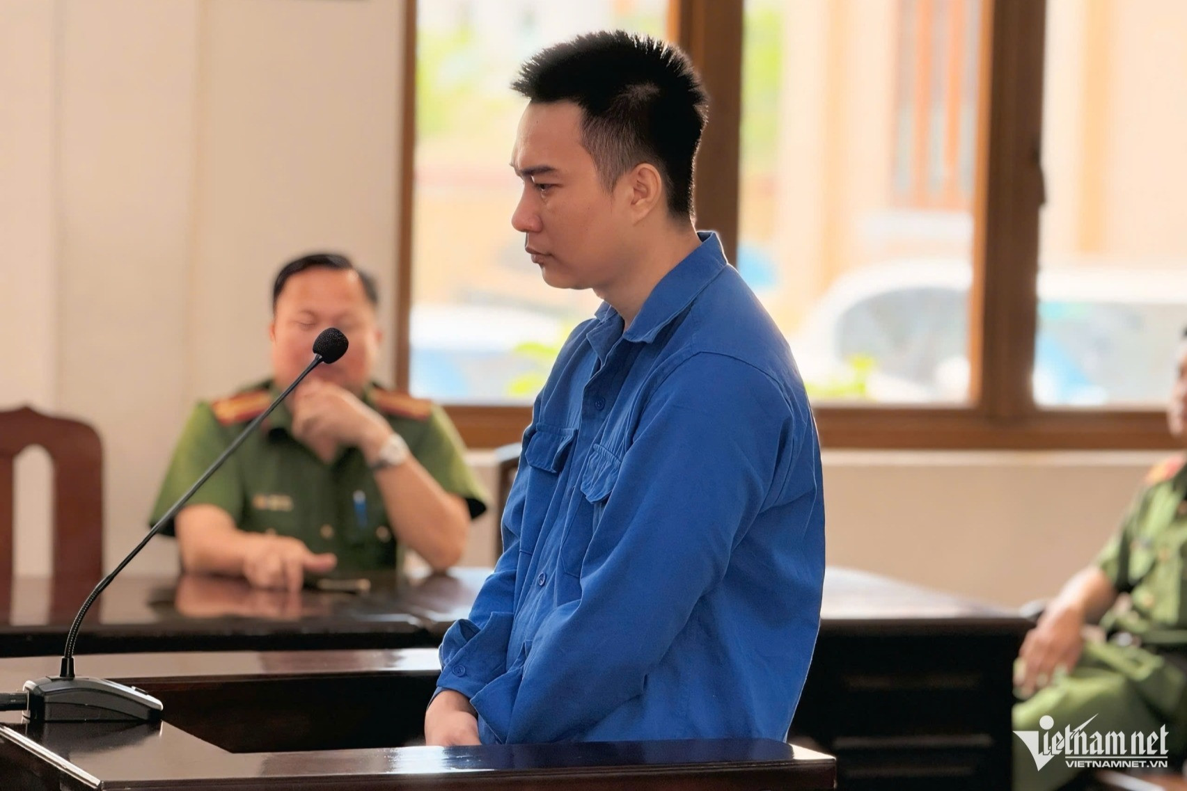 W-danh son.jpg