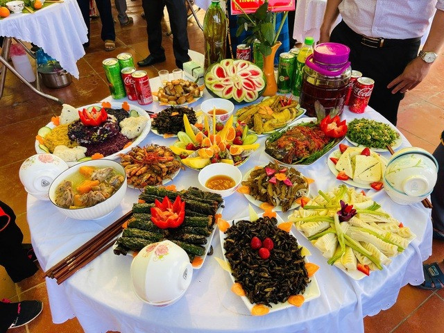 mam co dac san na hang 8.jpg