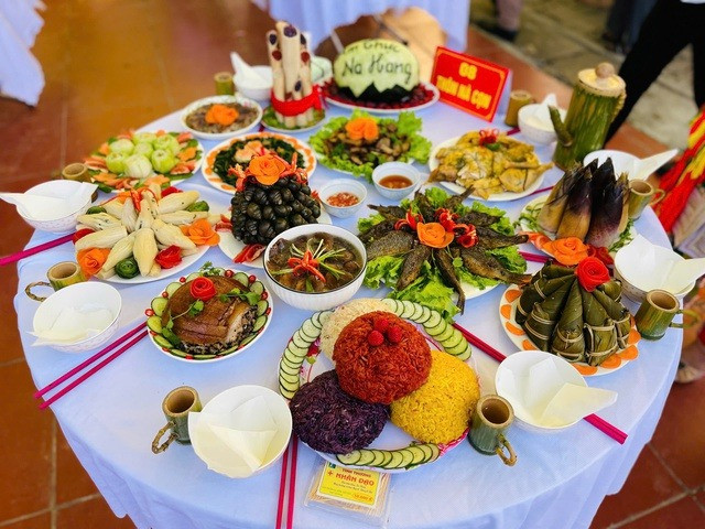 mam co dac san na hang 9.jpg