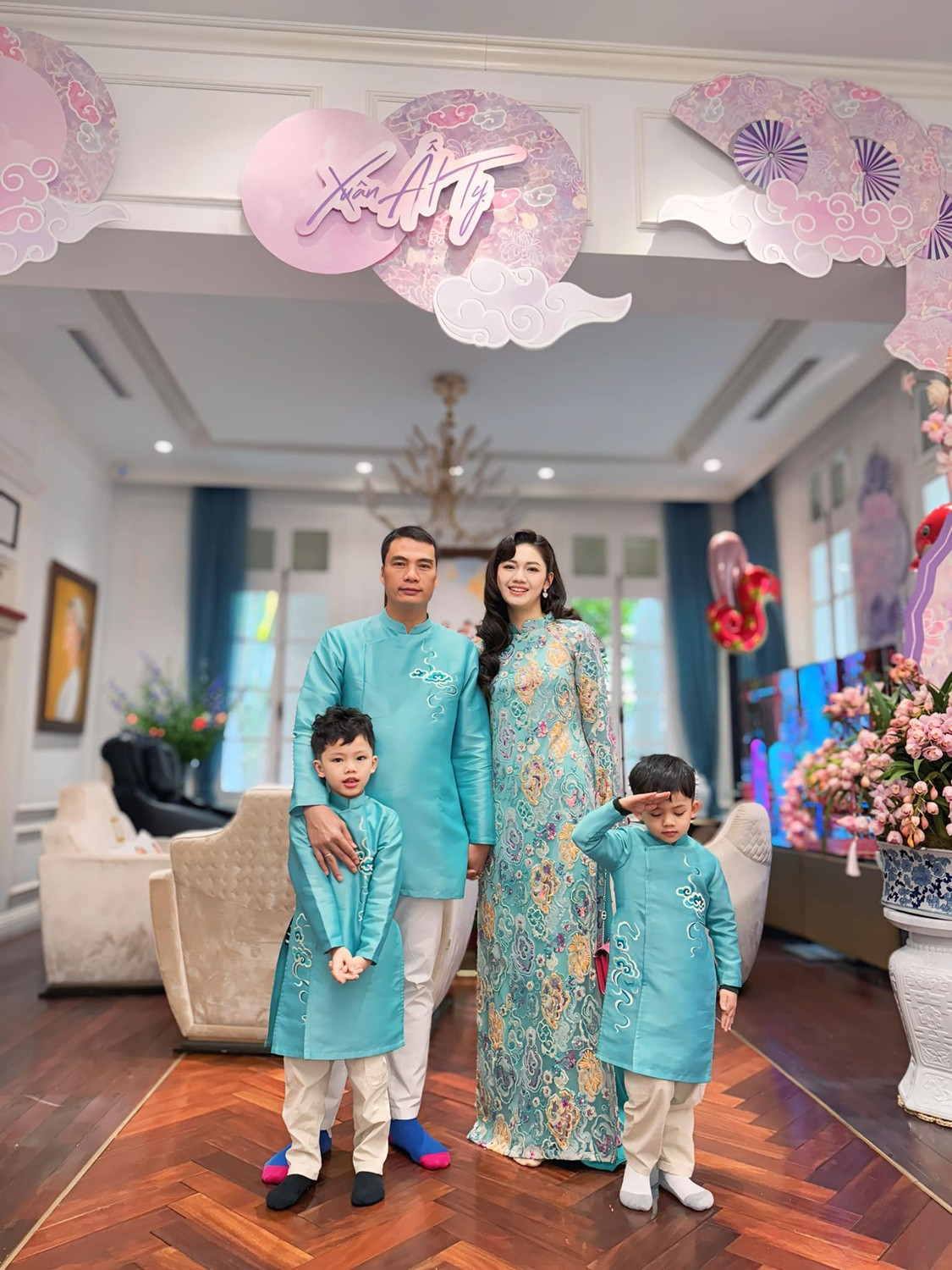 Top 3 Hoa hậu Việt Nam 2016 Người gả đại gia người cưới nam thần