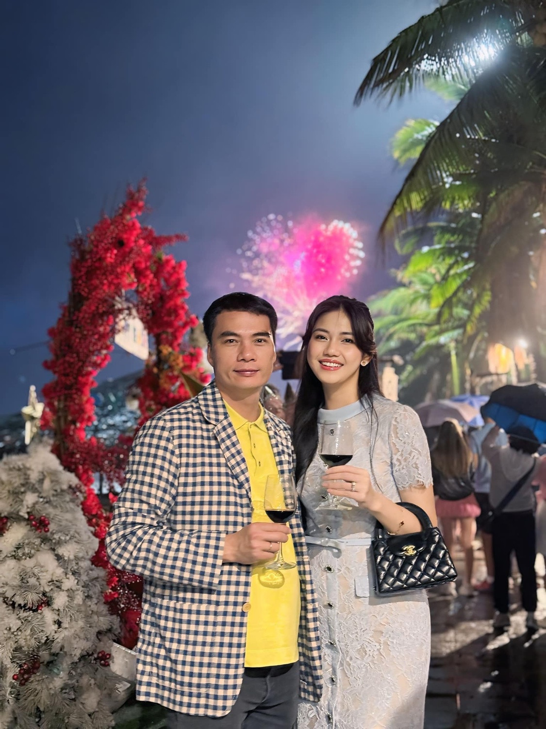 Top 3 Hoa hậu Việt Nam 2016 Người gả đại gia người cưới nam thần