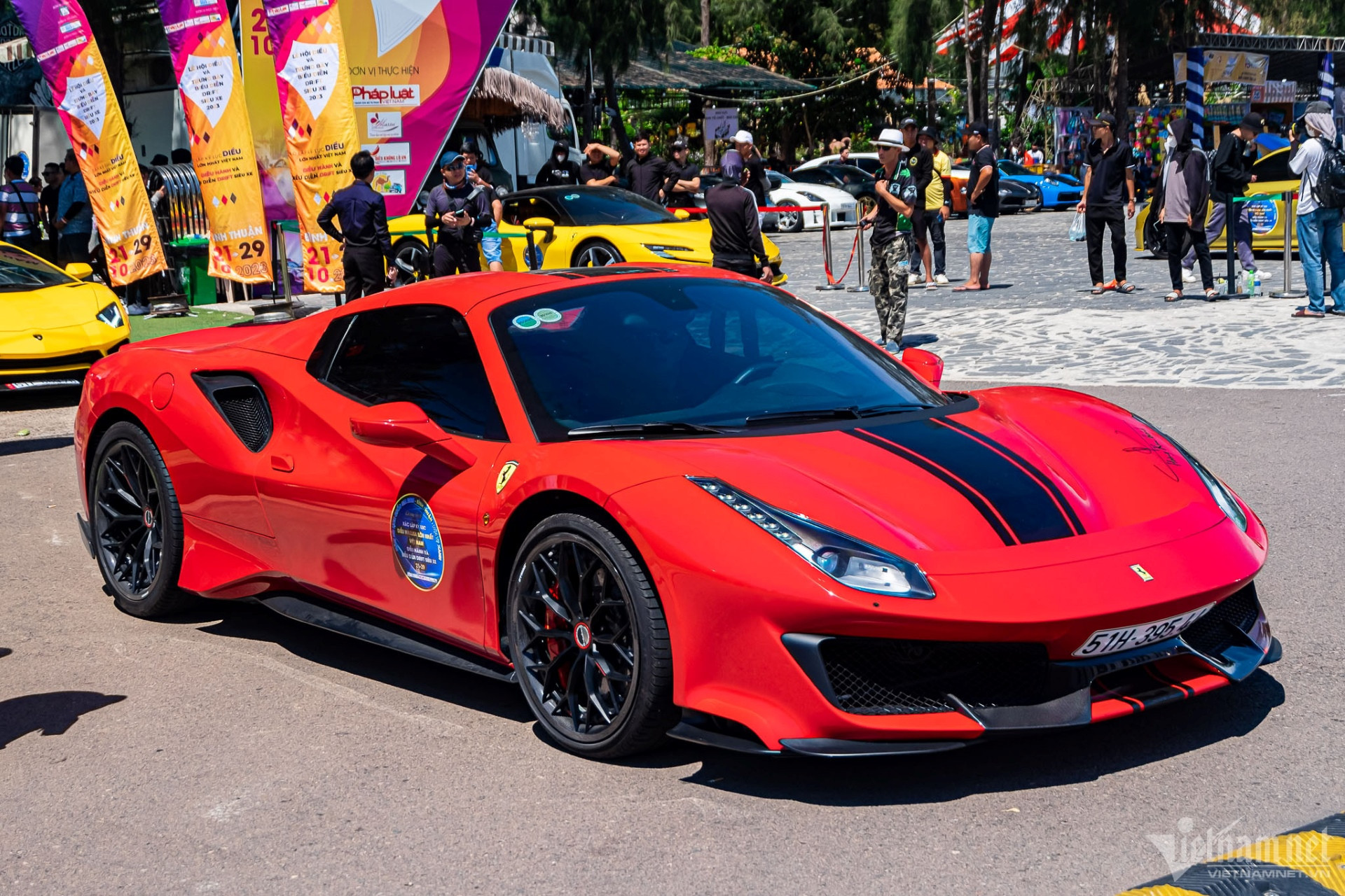 Choáng bóc giá dàn siêu xe vừa bị phạt vì vượt đèn đỏ tại Đà Nẵng của đại gia Mailisa