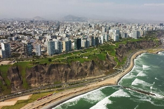 Ngỡ ngàng thành phố gần như không mưa trong suốt 600 năm