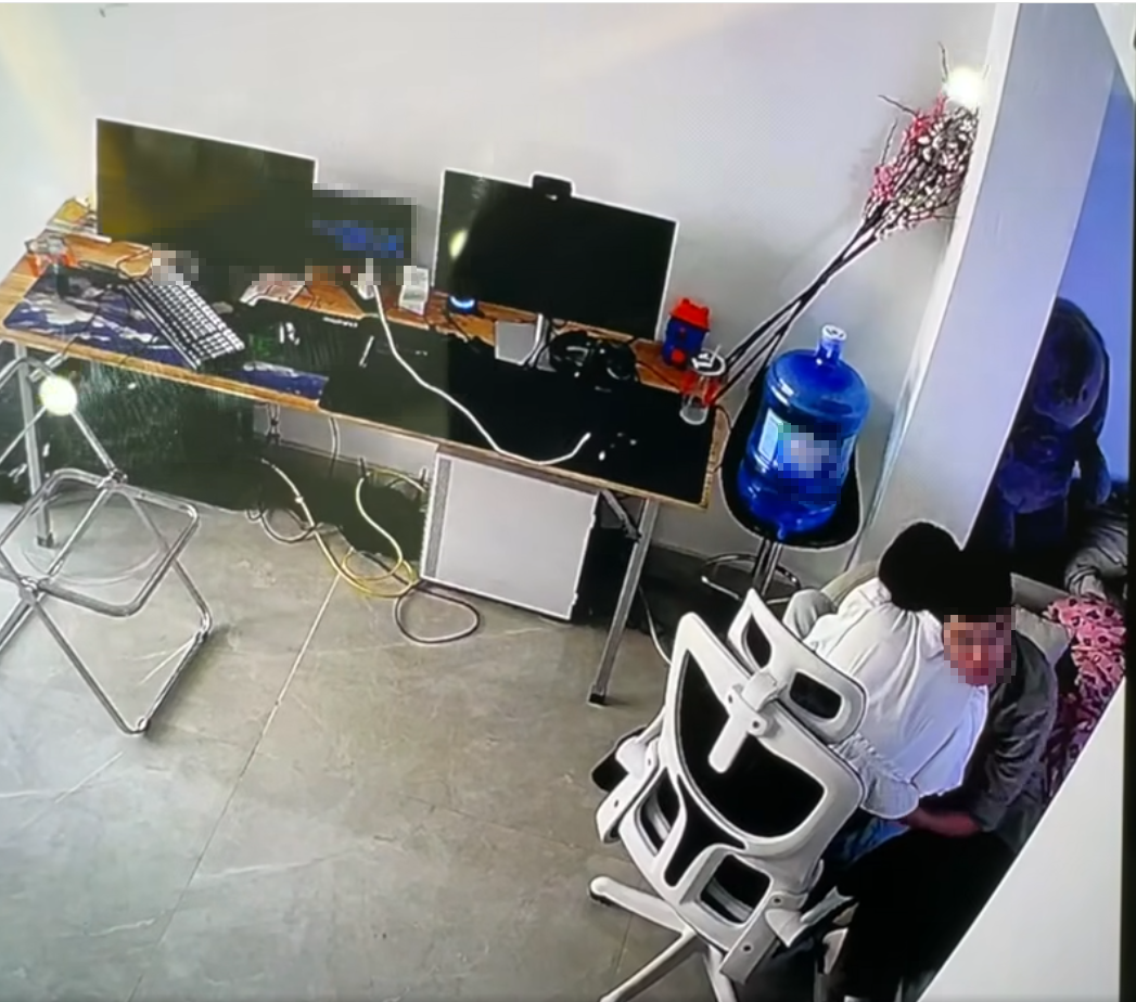 MXH bùng nổ vụ chồng ngoại tình thợ makeup ẩn tình phía sau mới sốc