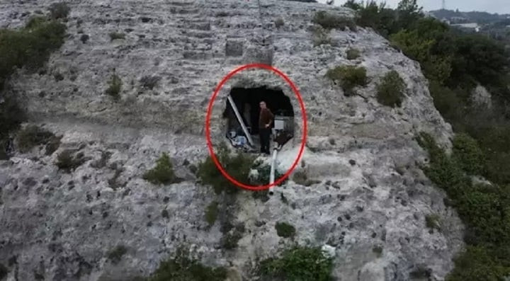 Căn nhà của anh Ali Bozoglan.