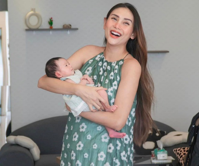 34 triệu người hóng con gái Võ Hoàng Yến làm 1 hành động đặc sệt mẹ siêu mẫu